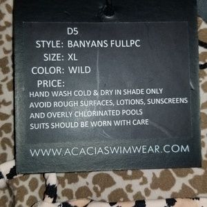 Acacia Banyans